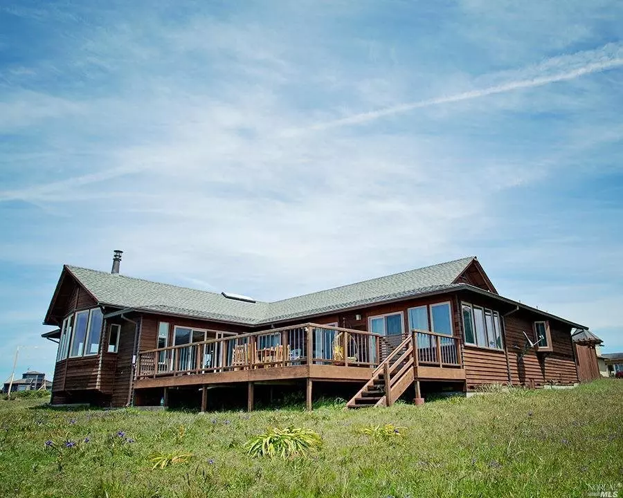 Dillon Beach, CA 94929,471 Oceana DR