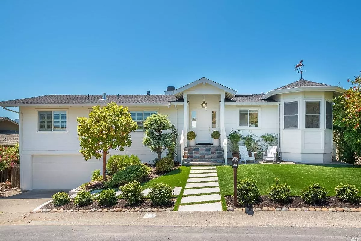 Greenbrae, CA 94904,271 Via La Paz