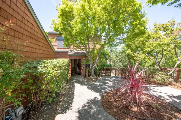 940 Arlene WAY, Novato, CA 94947