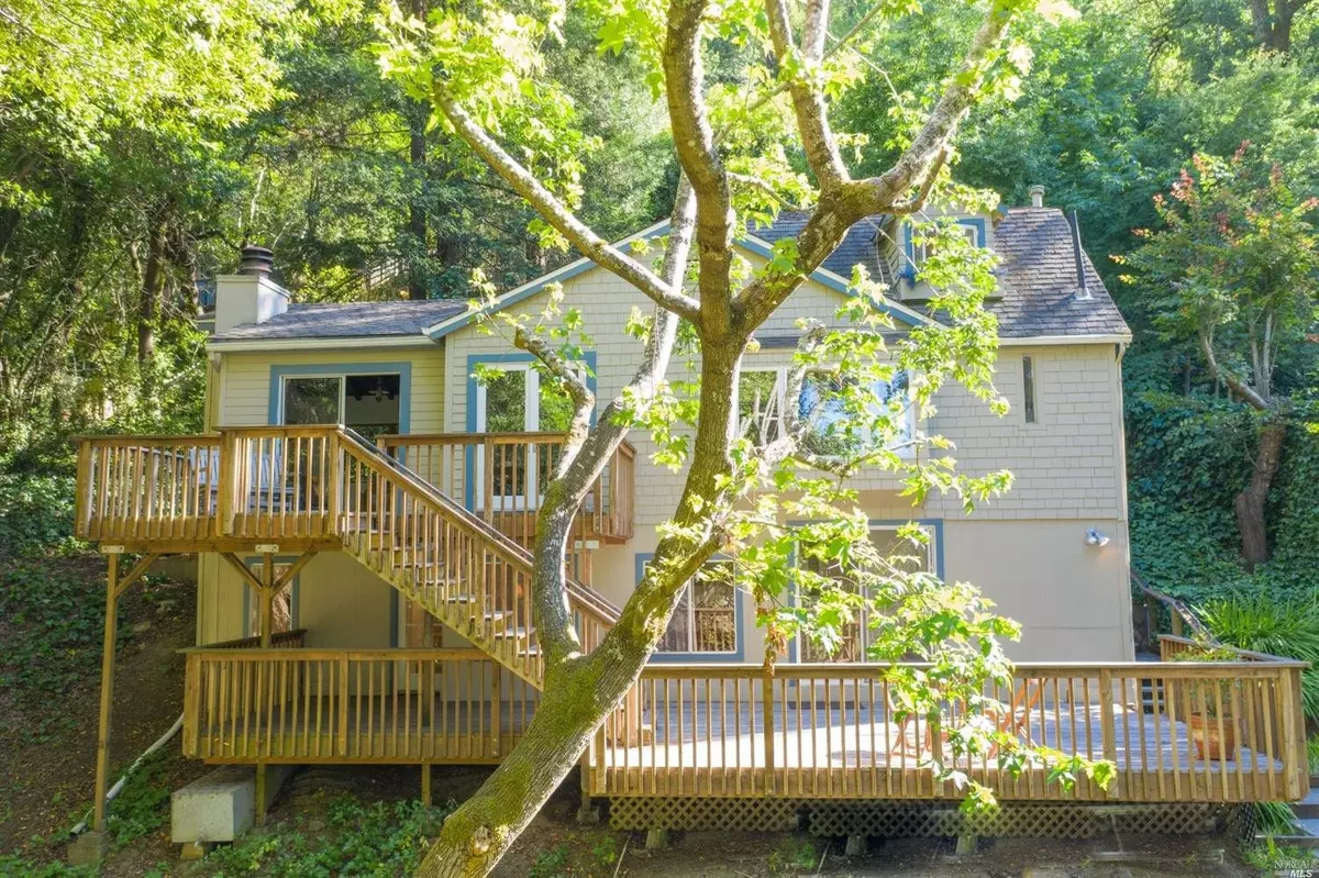 Fairfax, CA 94930,162 Forrest AVE