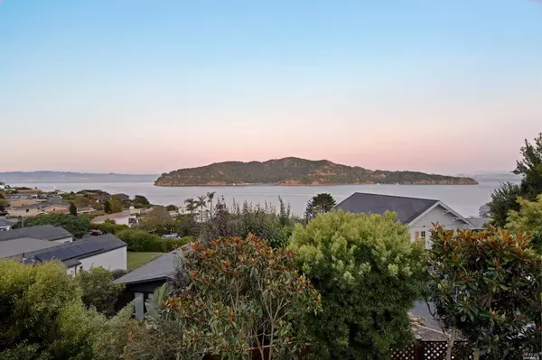 2122 Centro East ST, Tiburon, CA 94920
