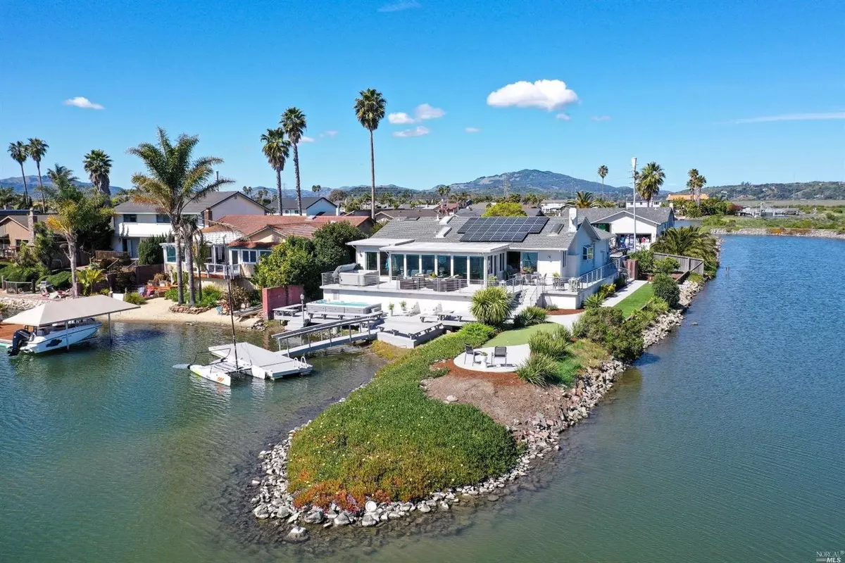 Novato, CA 94949,168 Bahama Reef