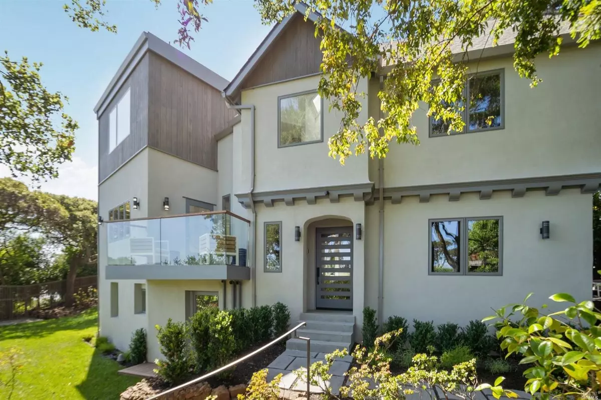 Sausalito, CA 94965,94 San Carlos AVE