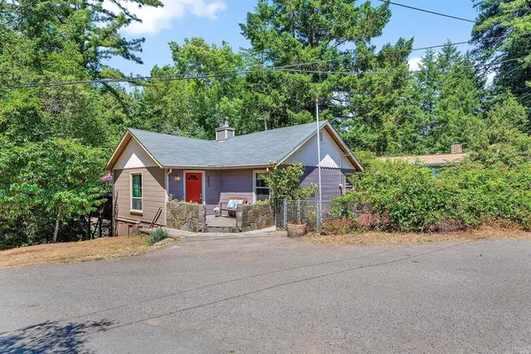 13779 Guerne Hill RD, Guerneville, CA 95446