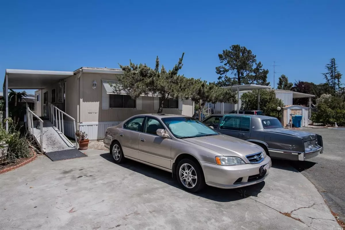 Vallejo, CA 94590,21 Menosse CT 21