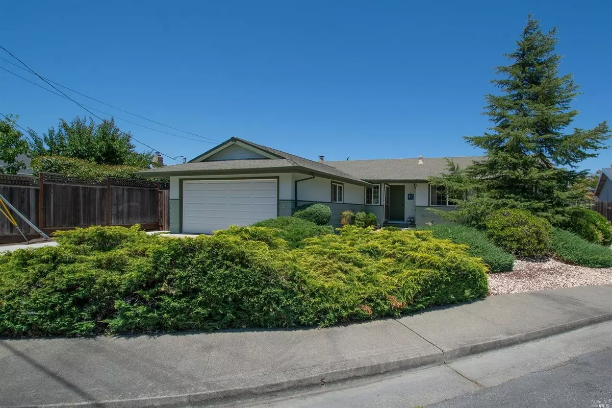 Petaluma, CA 94954,1 Atlantic CT
