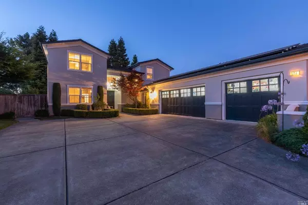 174 Savannah WAY, Windsor, CA 95492