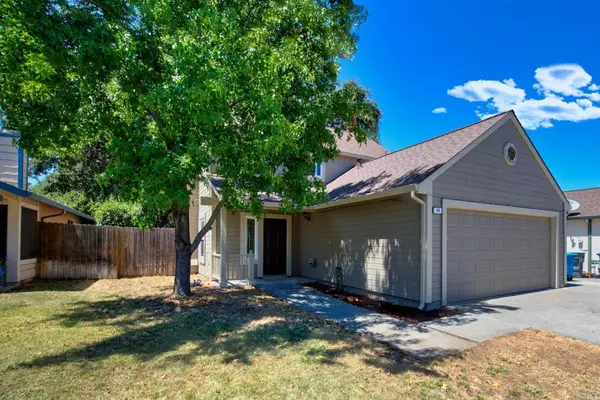 166 Catalpa LN, Vacaville, CA 95687