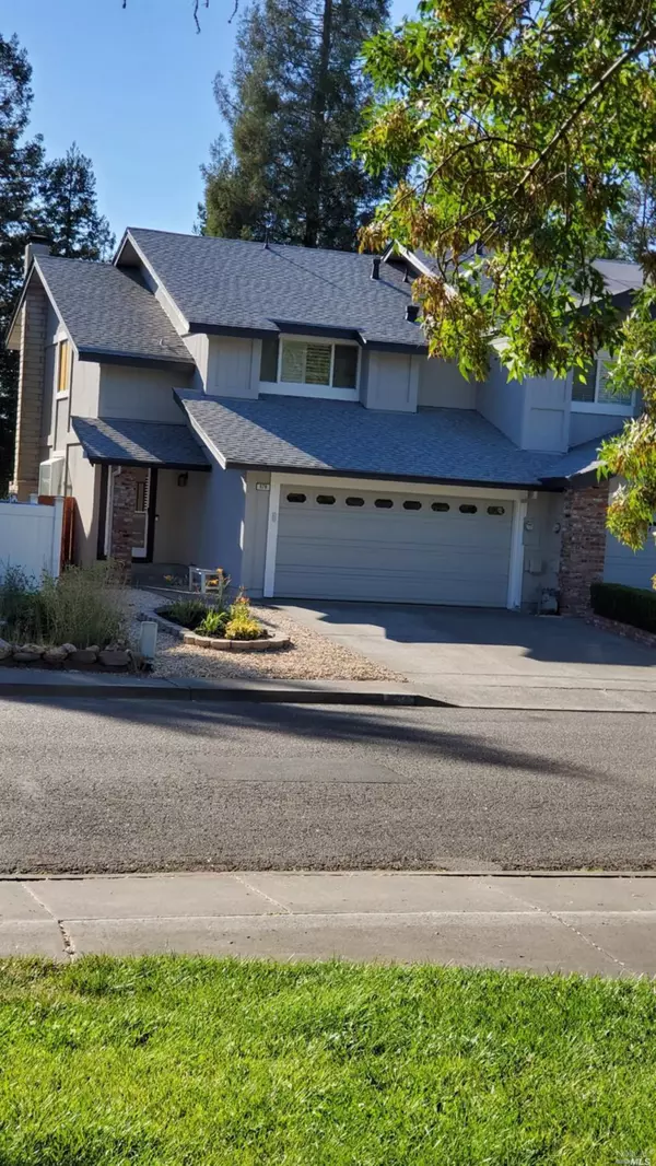 878 Hudis ST, Rohnert Park, CA 94928