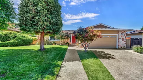 62 Leland DR, Novato, CA 94947