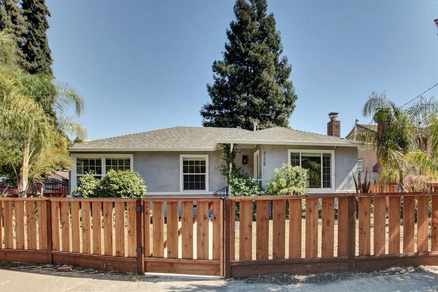 Oakland, CA 94605,4128 Shone AVE