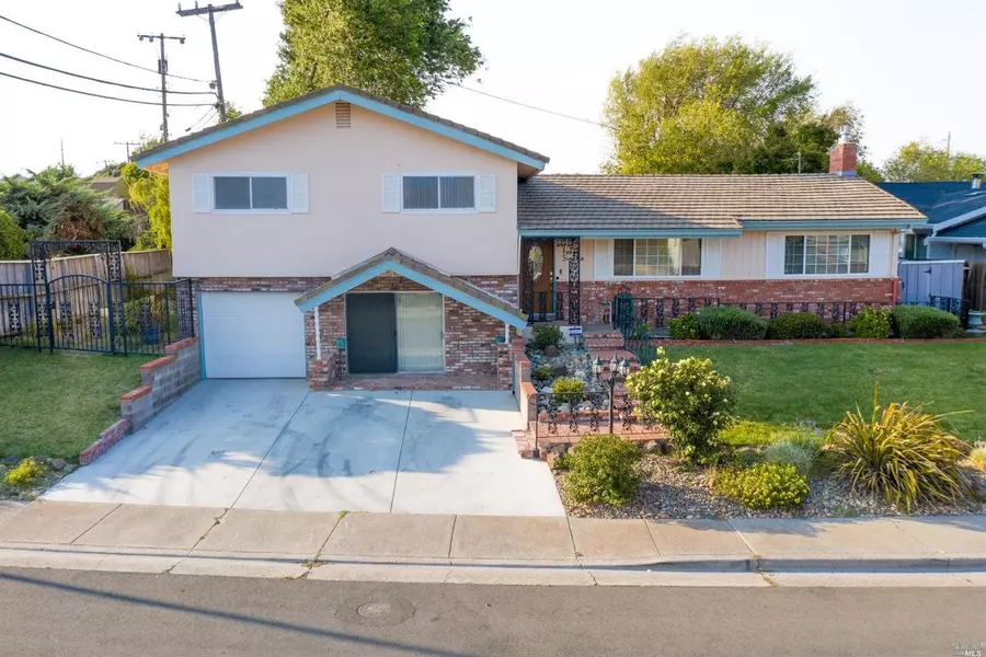 40 Sierra AVE, Rio Vista, CA 94571