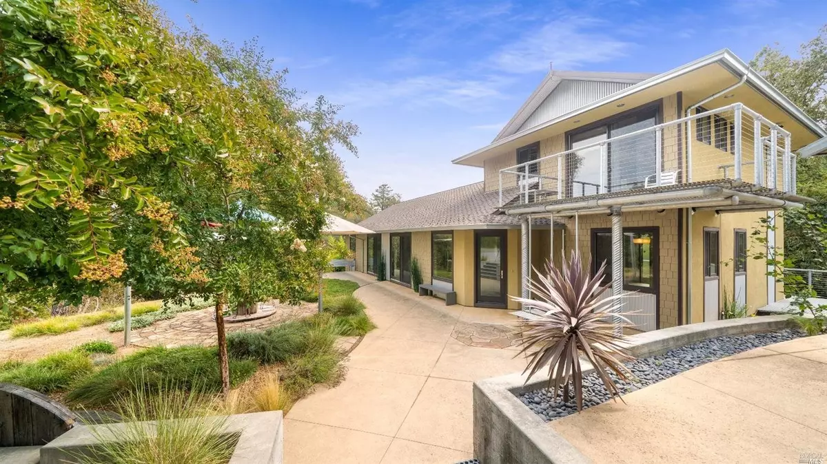 Santa Rosa, CA 95401,1445 Timberhill RD