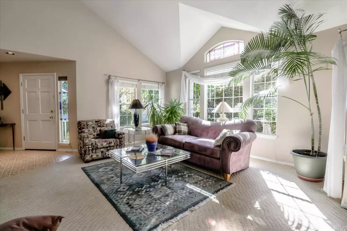 Petaluma, CA 94952,1216 B ST