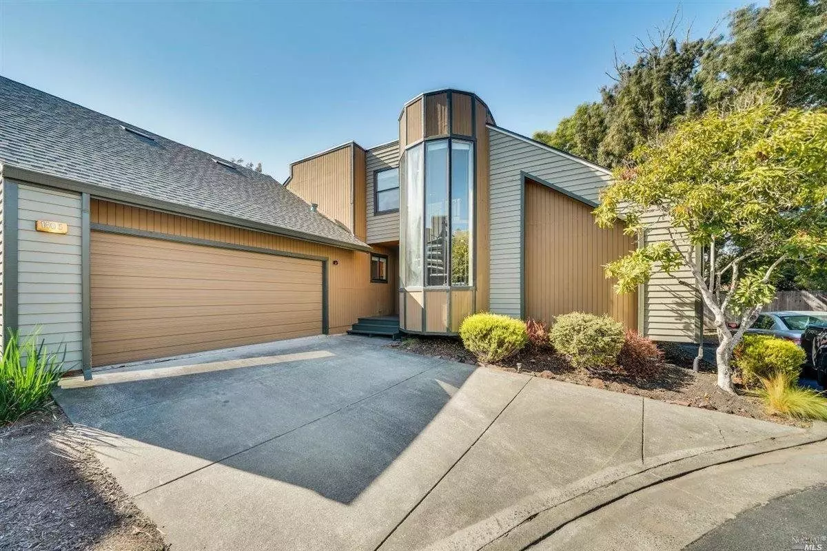 Petaluma, CA 94954,1405 Capri AVE