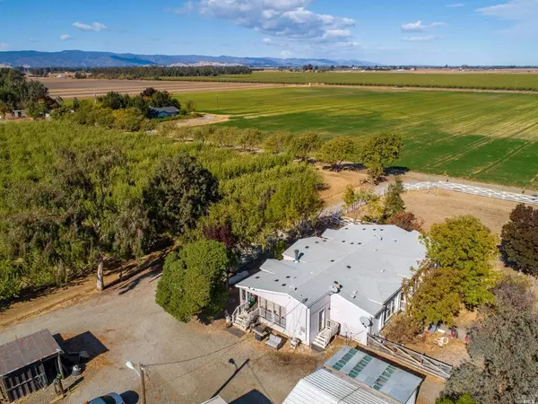5365 Box R Ranch RD, Vacaville, CA 95687
