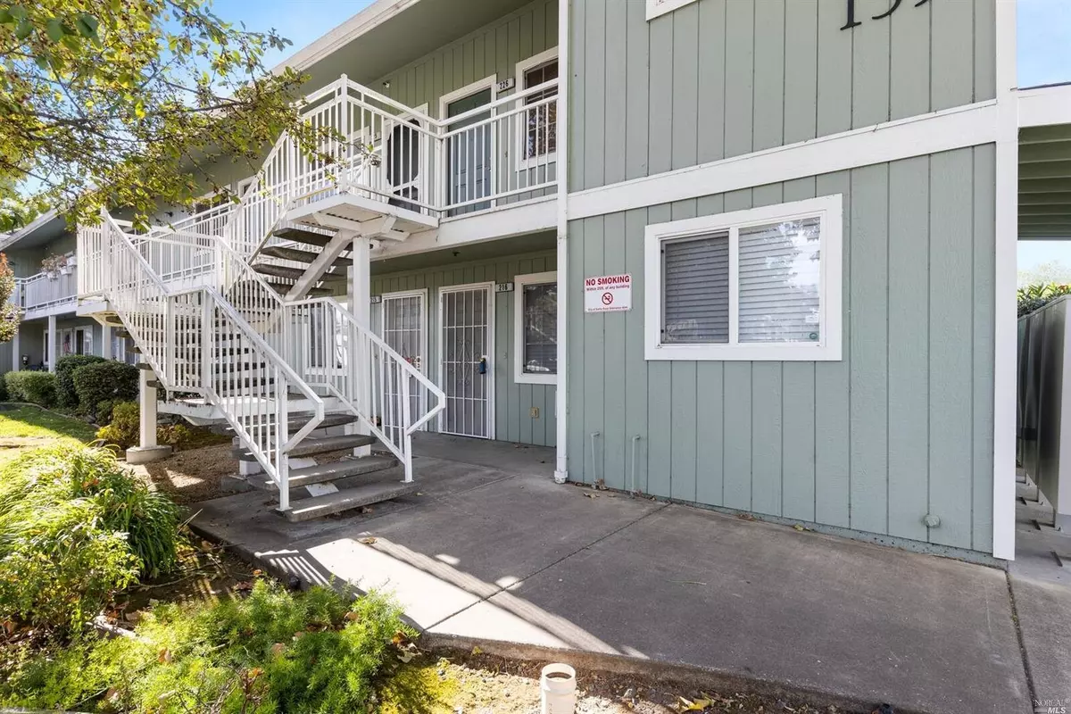 Santa Rosa, CA 95404,1591 La Esplanada PL 216