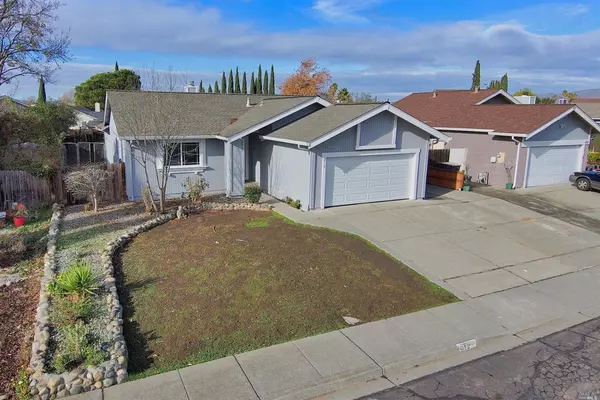 812 Crested DR, Suisun City, CA 94585