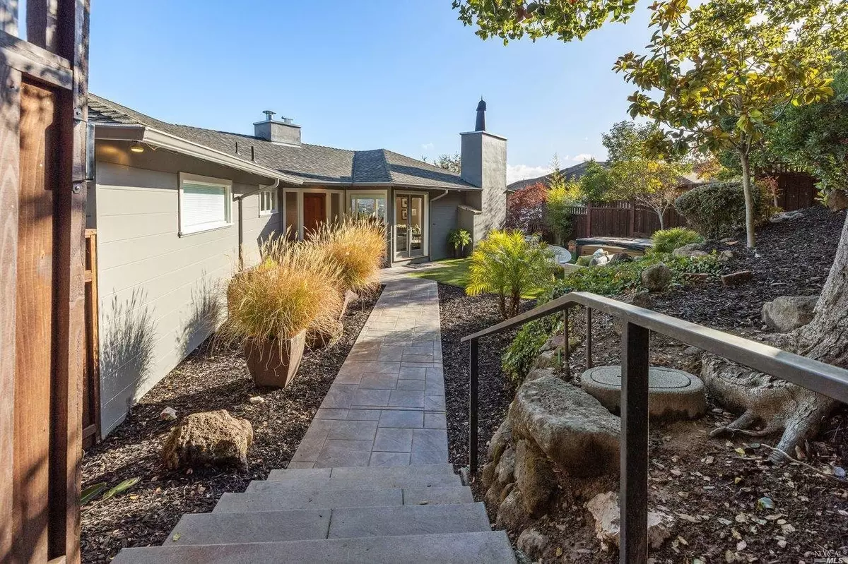 Greenbrae, CA 94904,180 Nadina WAY