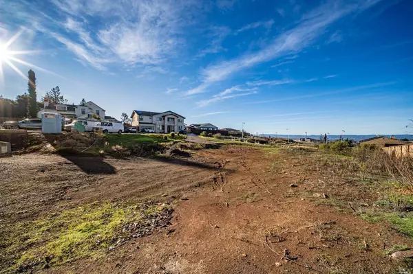 2013 Stony Oak CT, Santa Rosa, CA 95403