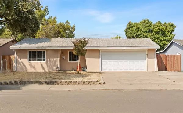 3736 Moonbeam DR, Sacramento, CA 95827