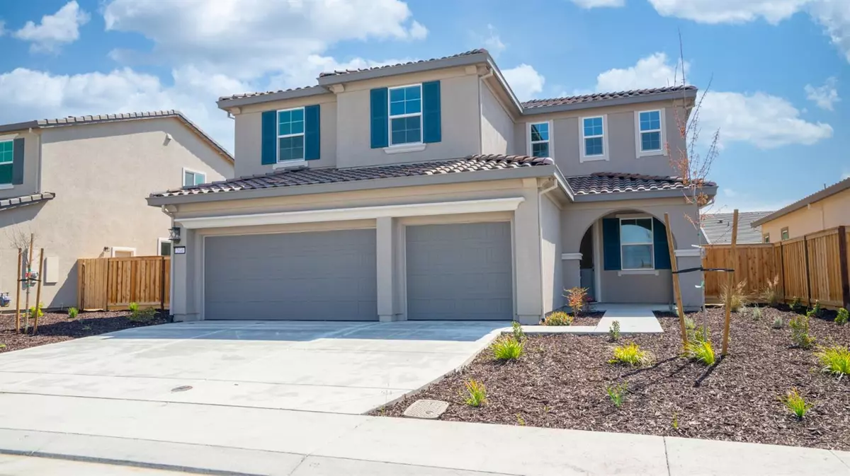 Manteca, CA 95337,2140 Vermentino ST