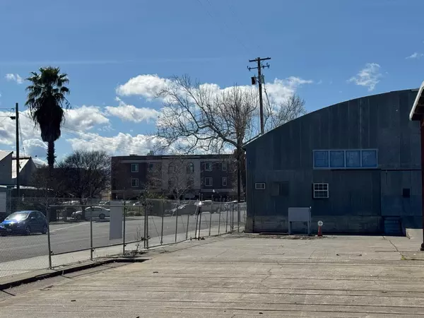 Winters, CA 95694,11 E Abbey ST