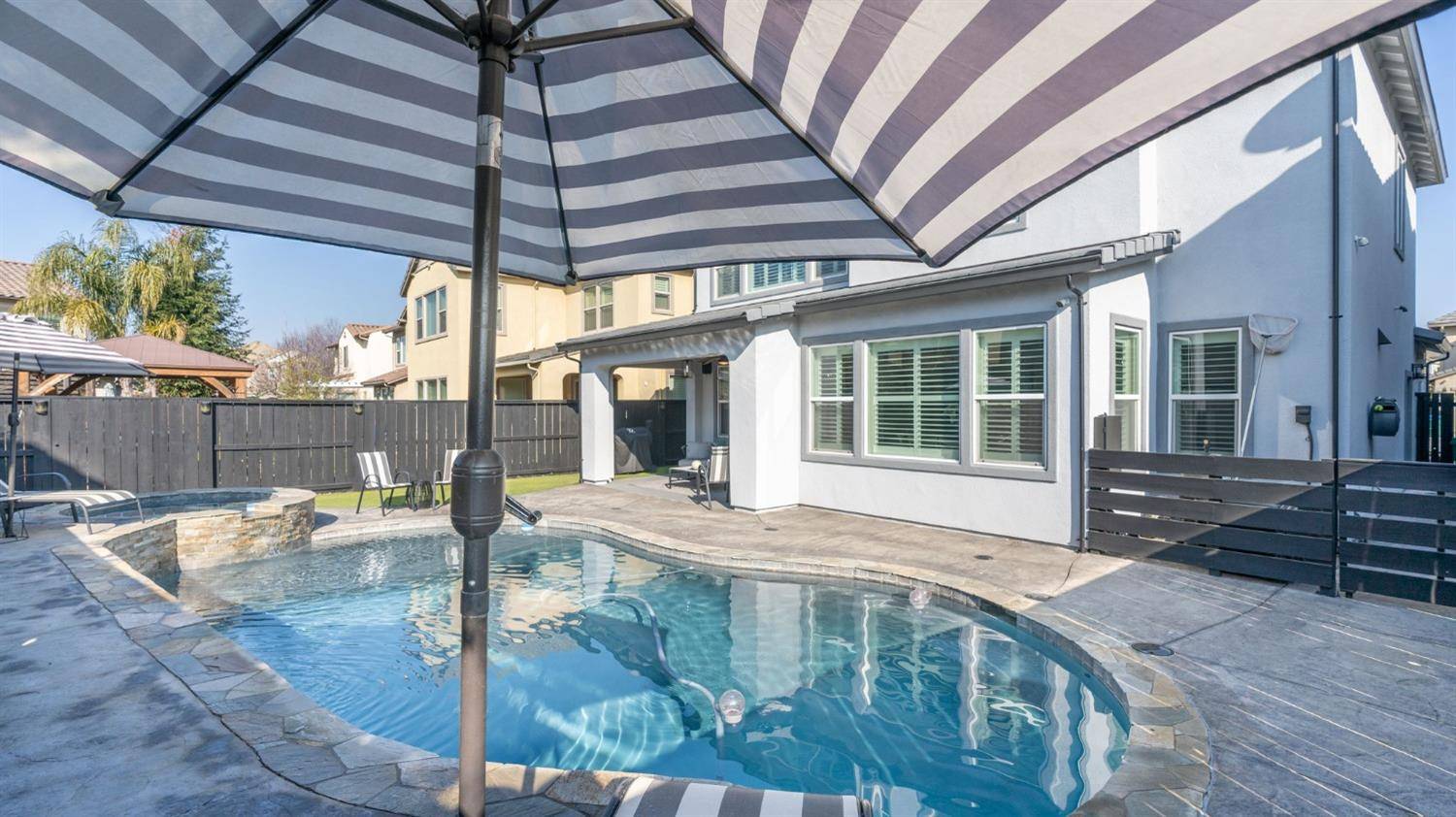 2640 Buttercup DR, Lodi, CA 95242