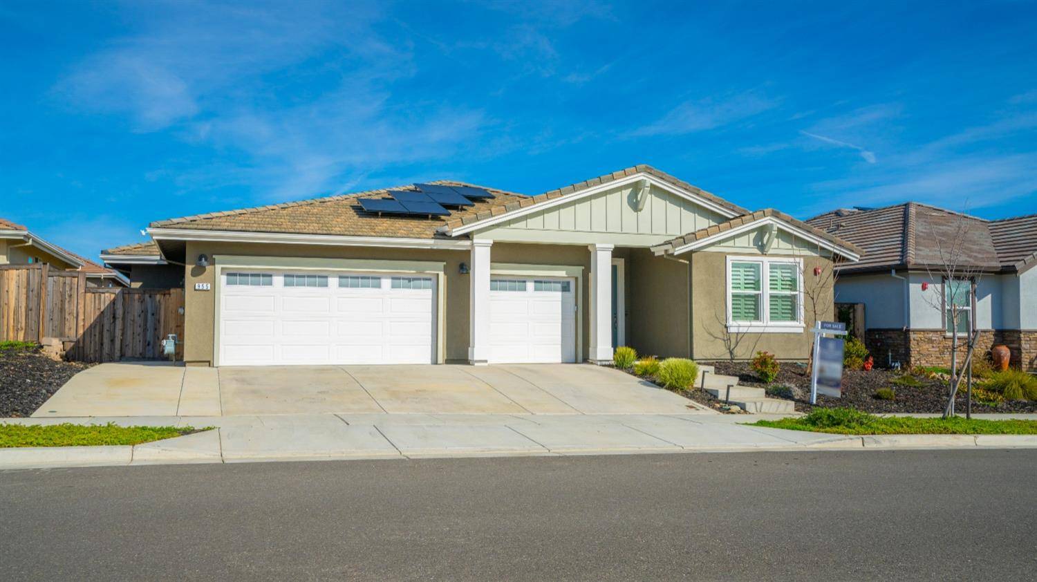 Winters, CA 95694,955 Vasey ST