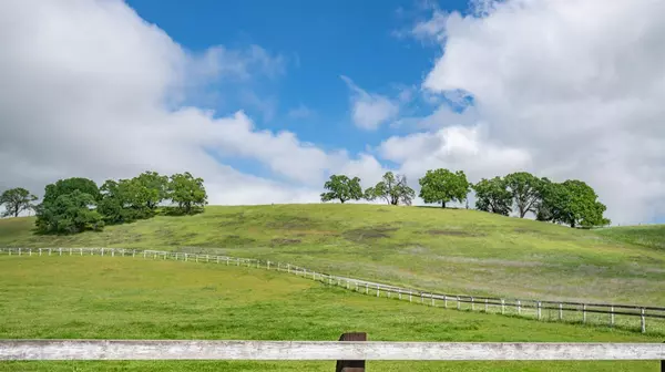 Winters, CA 95694,30247 Pleasant View RD