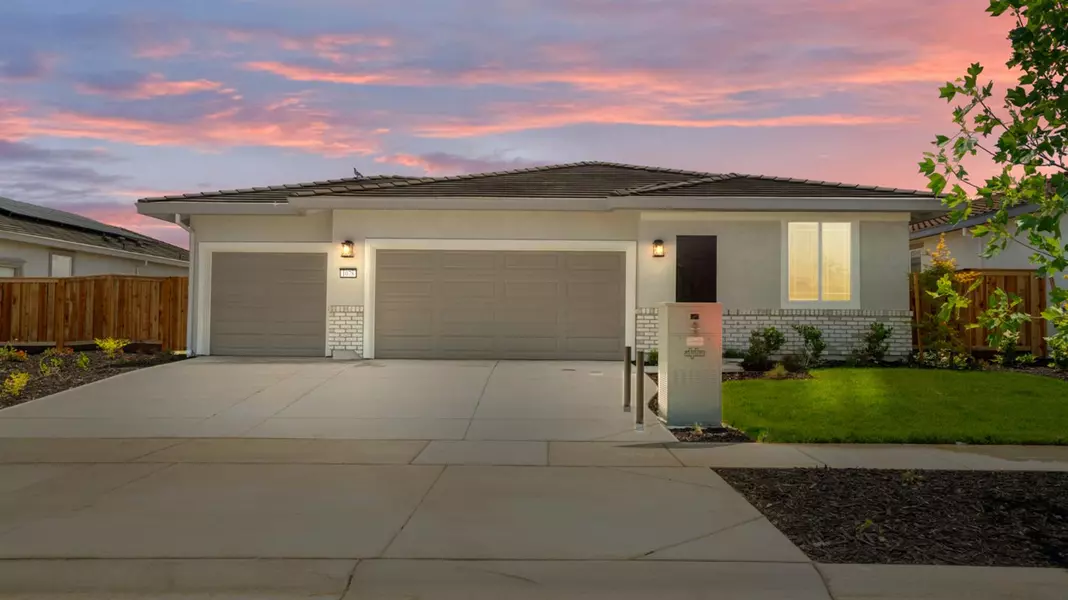 1078 Camomile DR, Plumas Lake, CA 95961