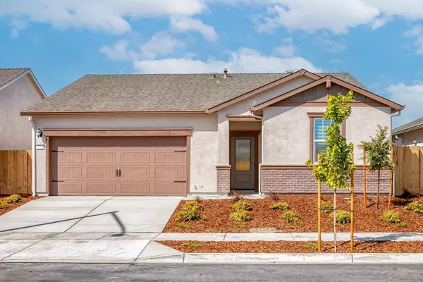4512 Santa Fe ST, Riverbank, CA 95367
