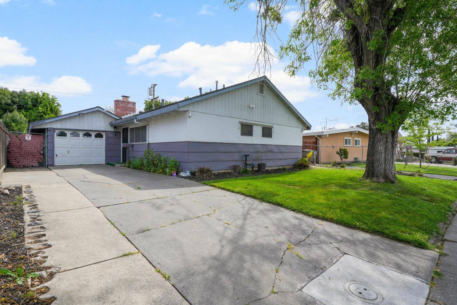 709 Todhunter AVE, West Sacramento, CA 95605