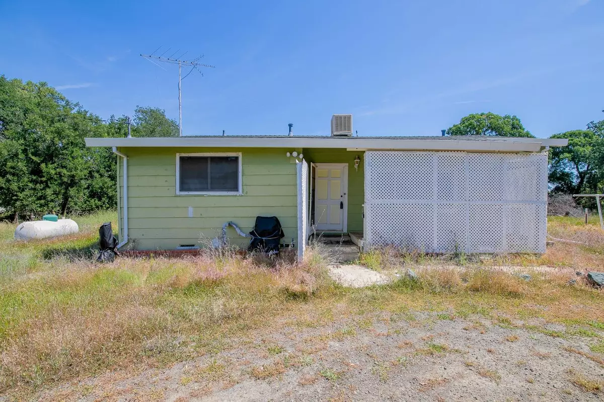 Esparto, CA 95627,24909 County Road 23a