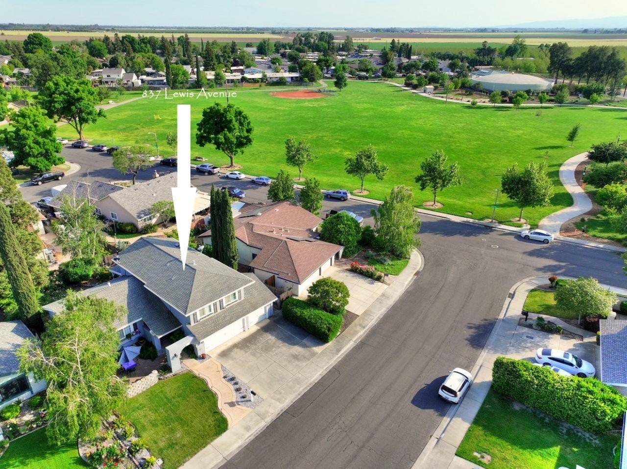837 Lewis AVE, Woodland, CA 95695