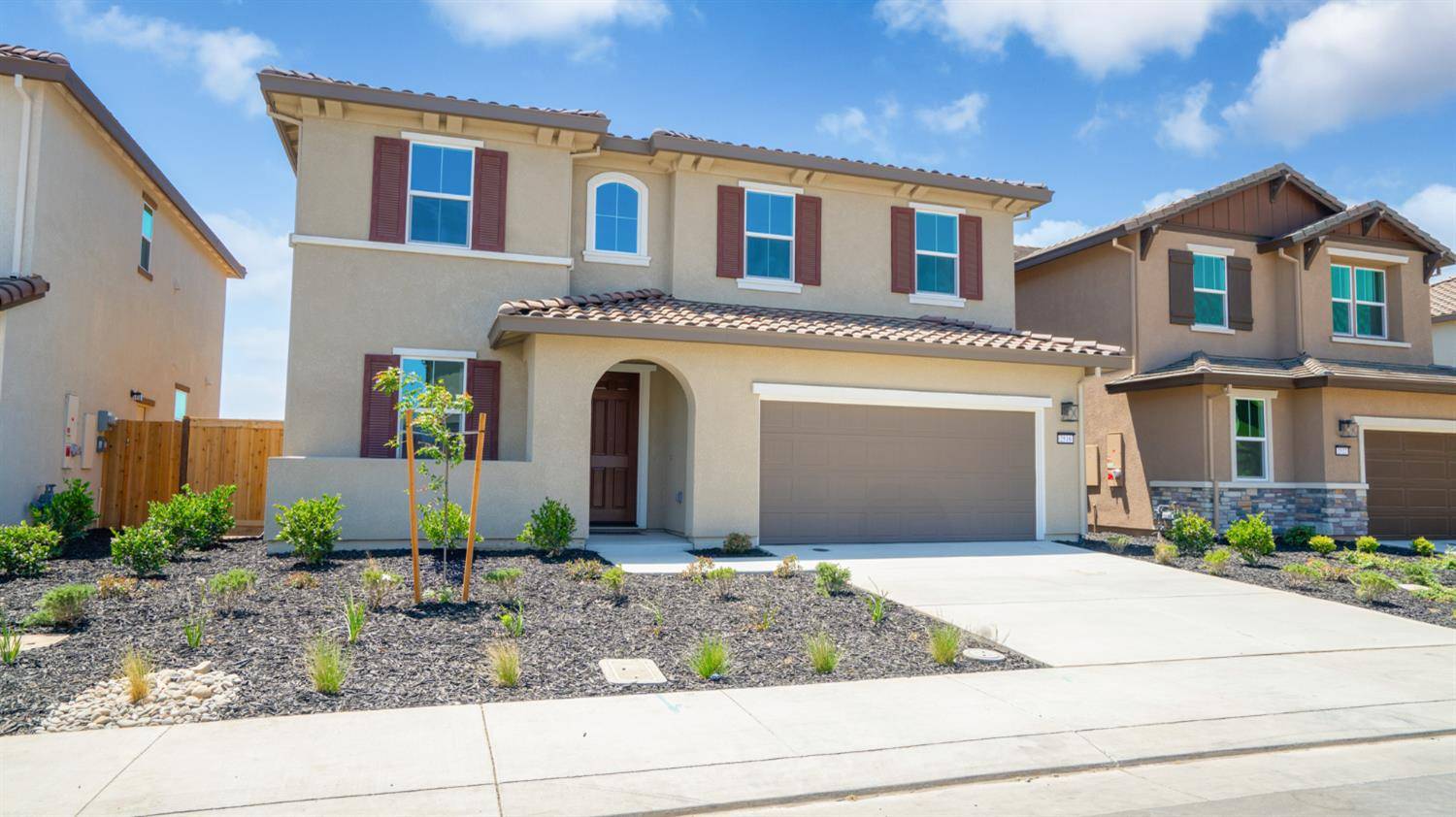 2516 Hamilton DR, Lodi, CA 95242