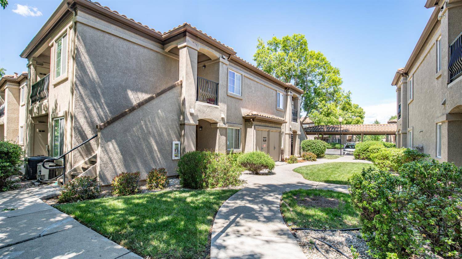 4200 E Commerce WAY 1324, Sacramento, CA 95834