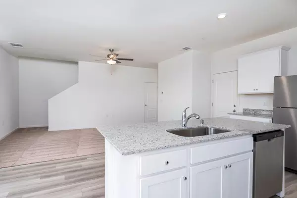 Newman, CA 95360,2203 Mia DR