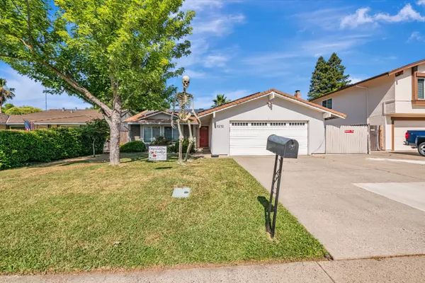8232 Garry Oak Drive, Citrus Heights, CA 95610