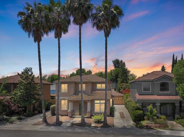 1545 El Capitan ST, Davis, CA 95616