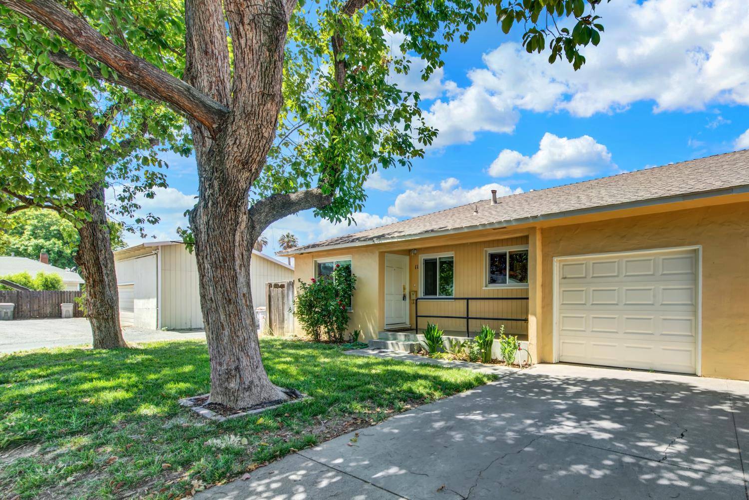 Woodland, CA 95695,11 Lincoln AVE