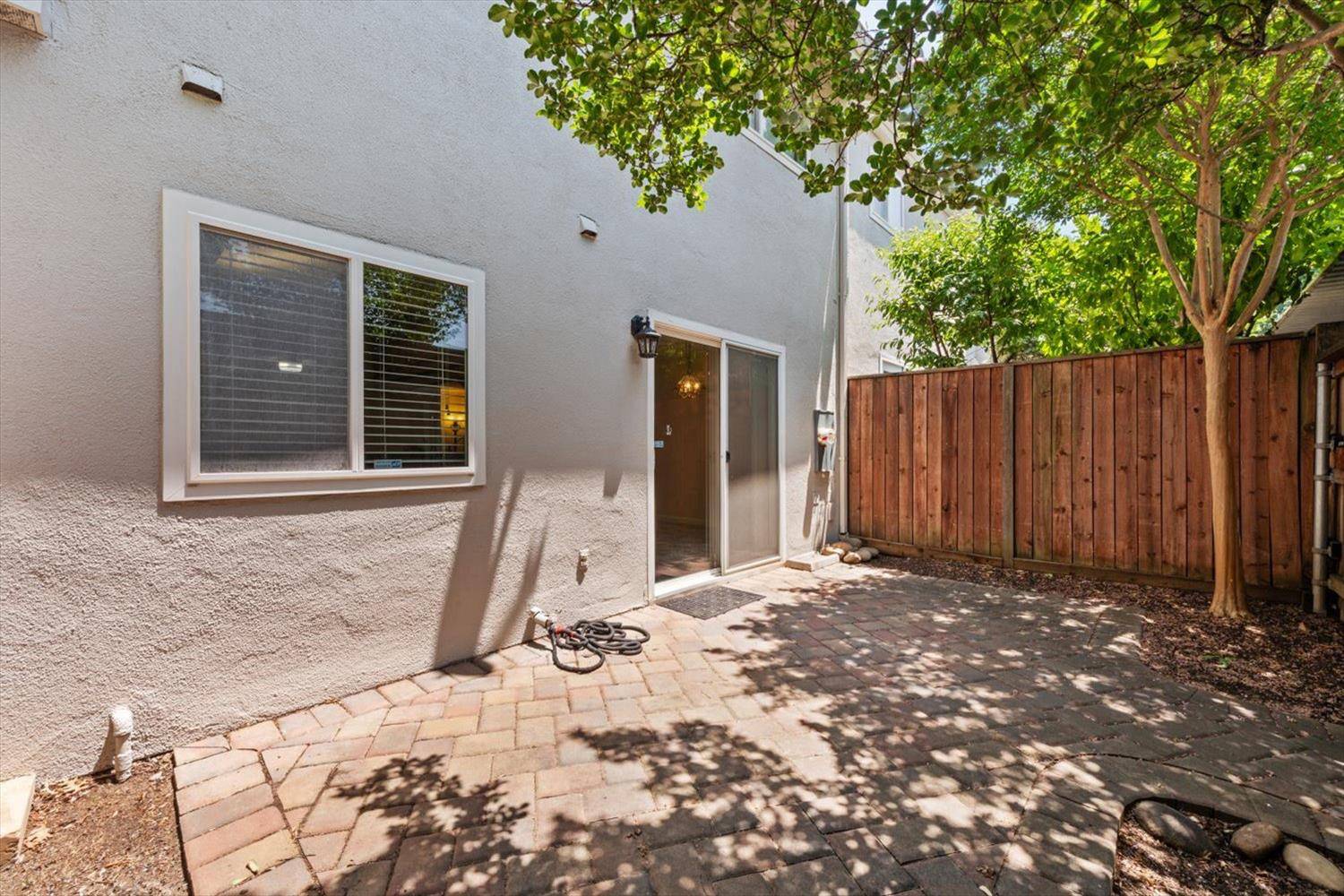 Carmichael, CA 95608,4014 Knoll Top CT