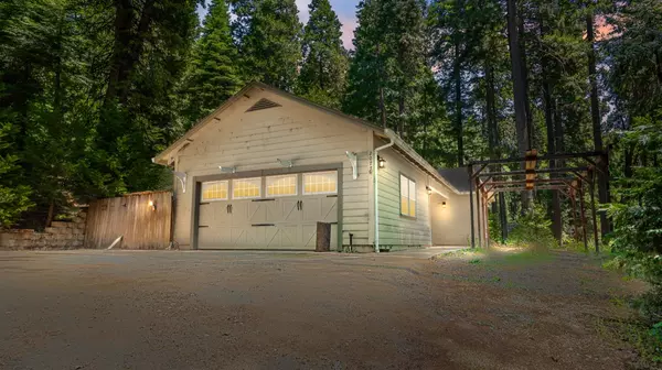 Pollock Pines, CA 95726,2077 Bourbon ST