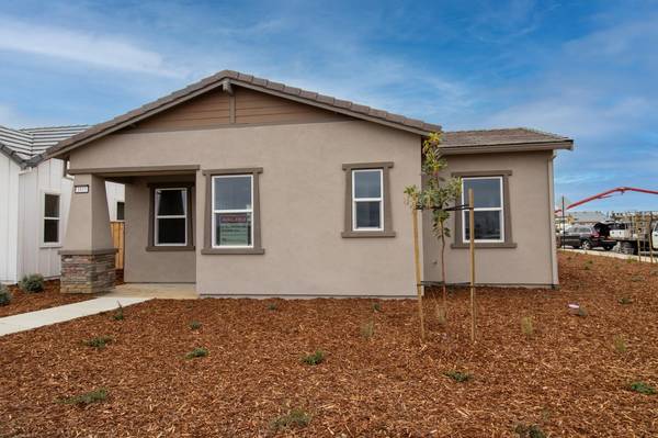 1815 Foster LN, Davis, CA 95616