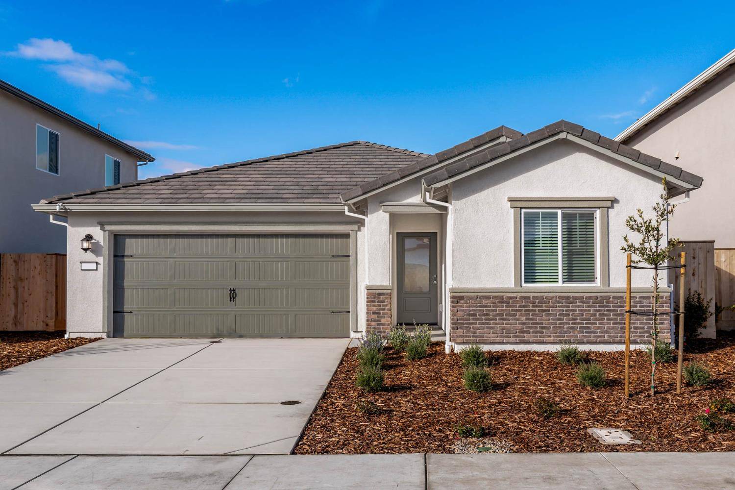 2218 Sunshine DR, Newman, CA 95360