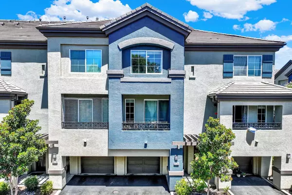 2001 Club Center DR 8120, Sacramento, CA 95835