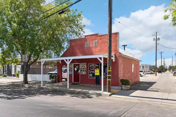 Williams, CA 95987,752 E ST