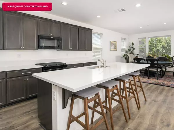 Winters, CA 95694,903 Wyatt LN