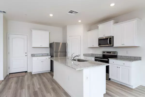 Newman, CA 95360,2252 Mia DR