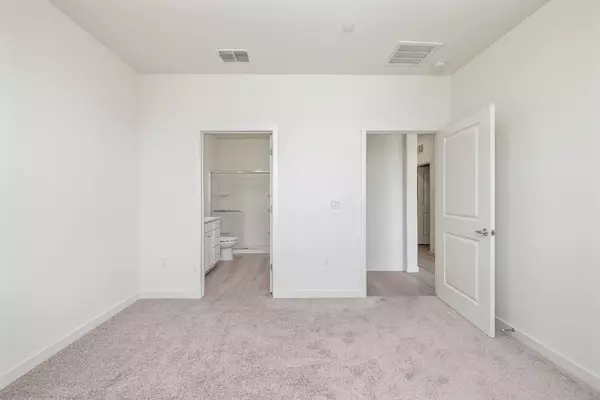 Stockton, CA 95215,5102 E Meadowood DR